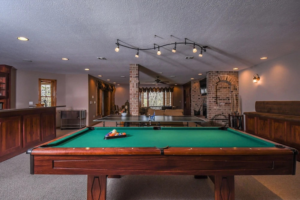 The West Wing 5 Bedroom House
