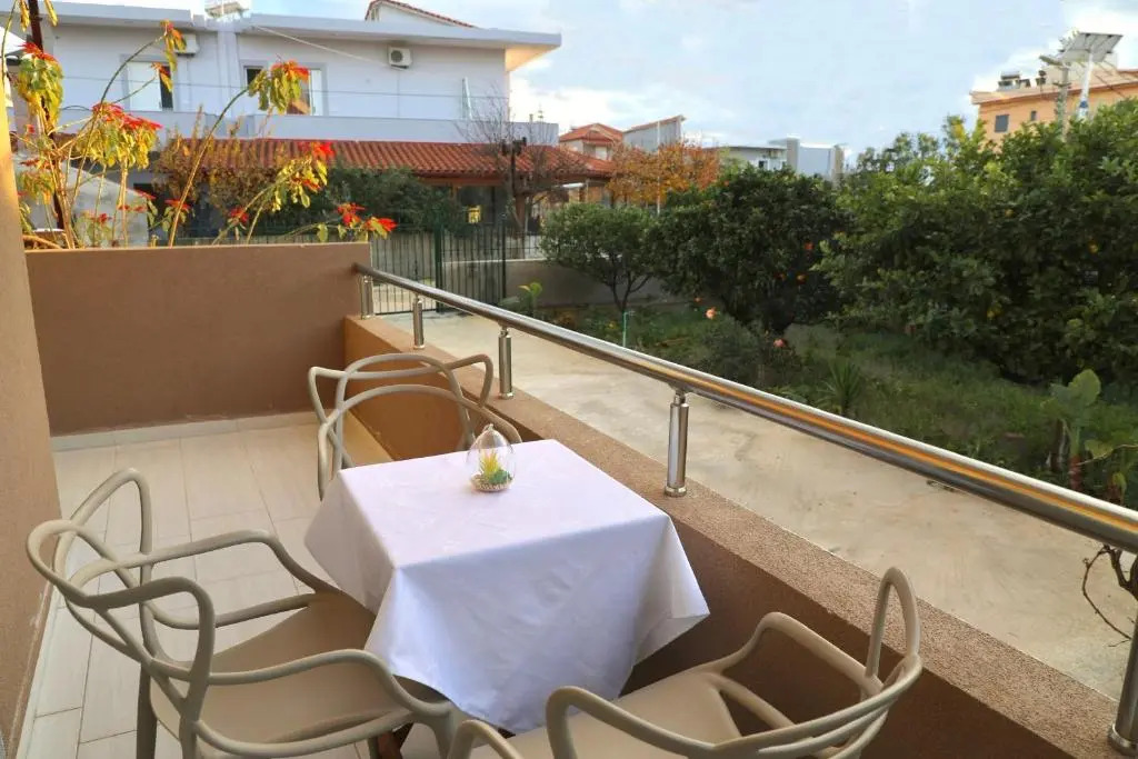 "Vision 4 Ksamil" Villa - Apartments and Rooms