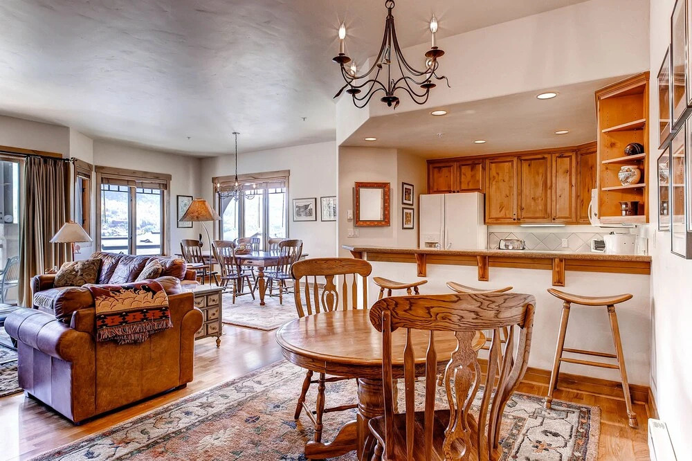 EagleRidge Lodge and Townhomes