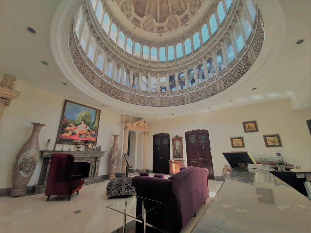 The Palais Dago Hotel