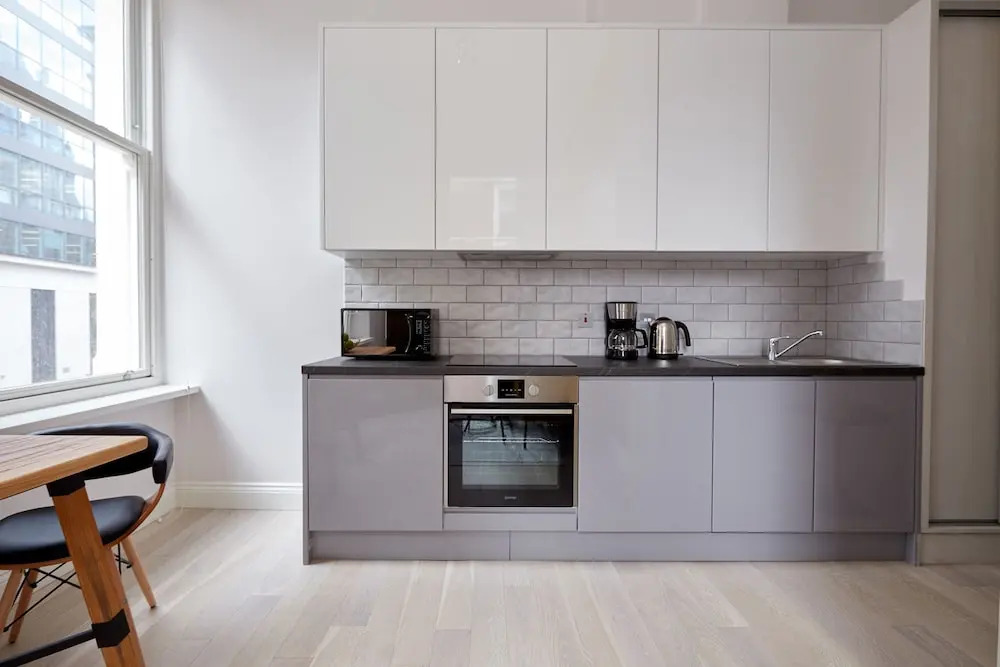 Charming 2BR West End Suites by Sonder