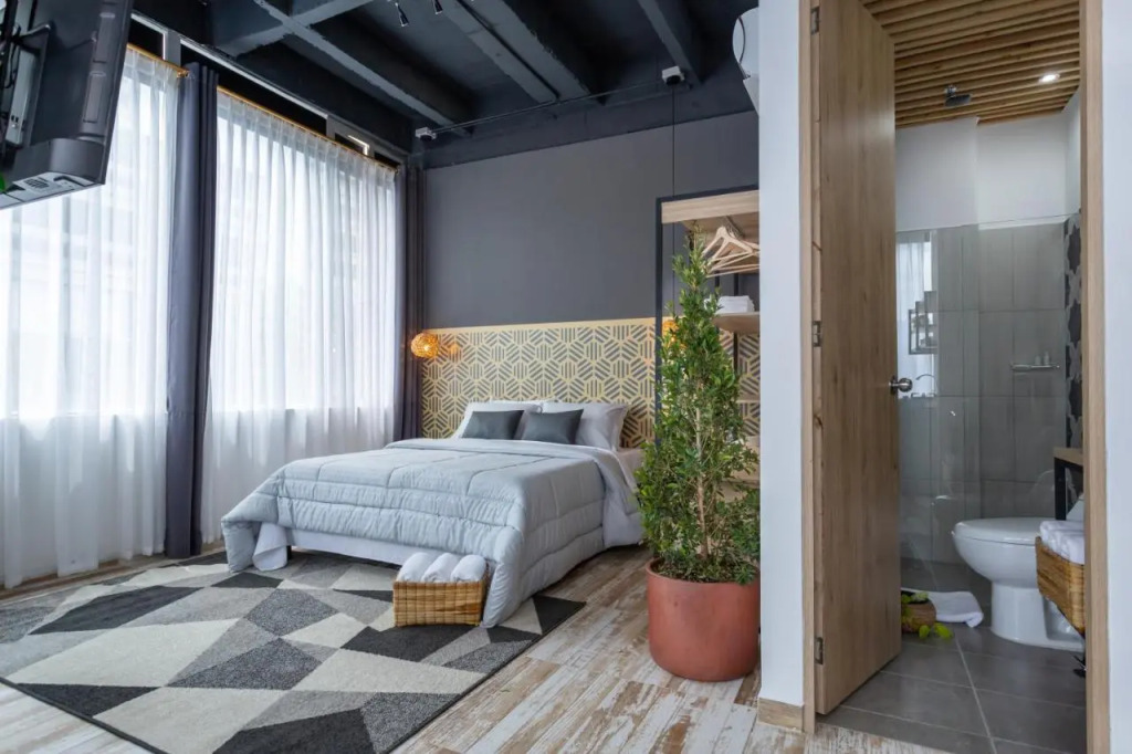 Lexum by Bernalo Hotels