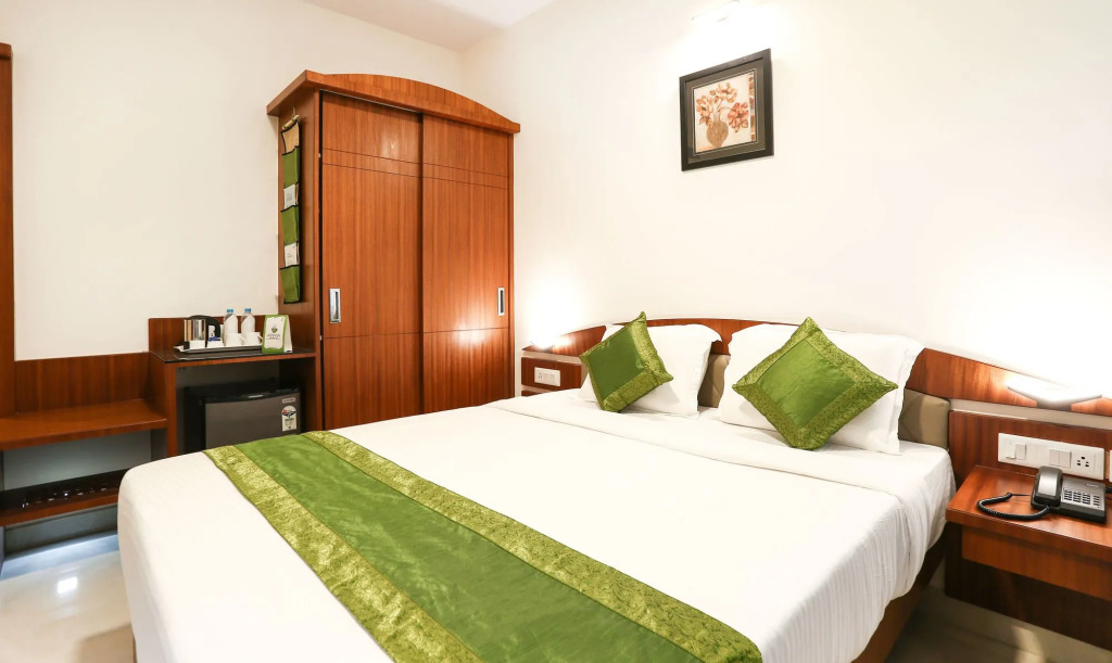 Treebo Premium Akshaya Mahal Inn