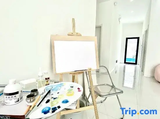 Qixi Boutique Design Homestay (Sanya West Island )