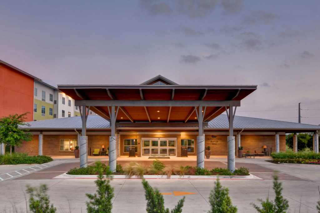 Homewood Suites By Hilton Techridge Parmer At I 35