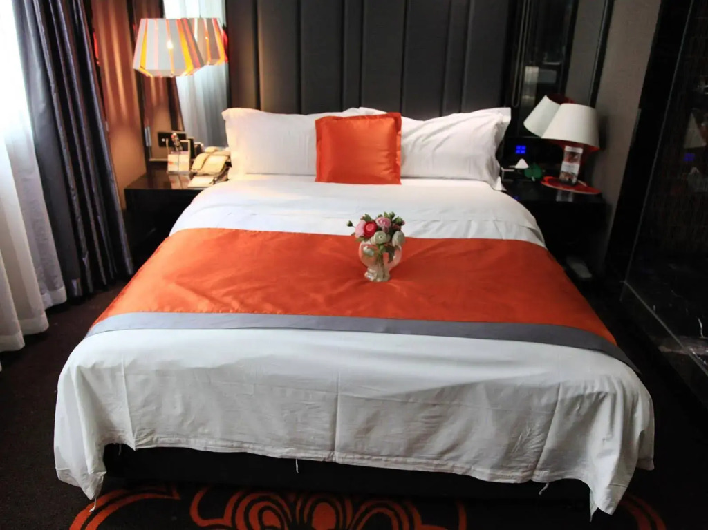 Carnival Fashion Hotel