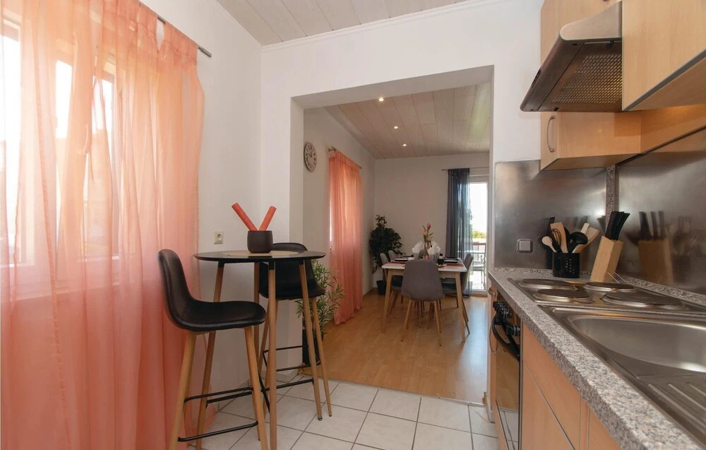 Stunning Home in Orebic With Wifi and 2 Bedrooms