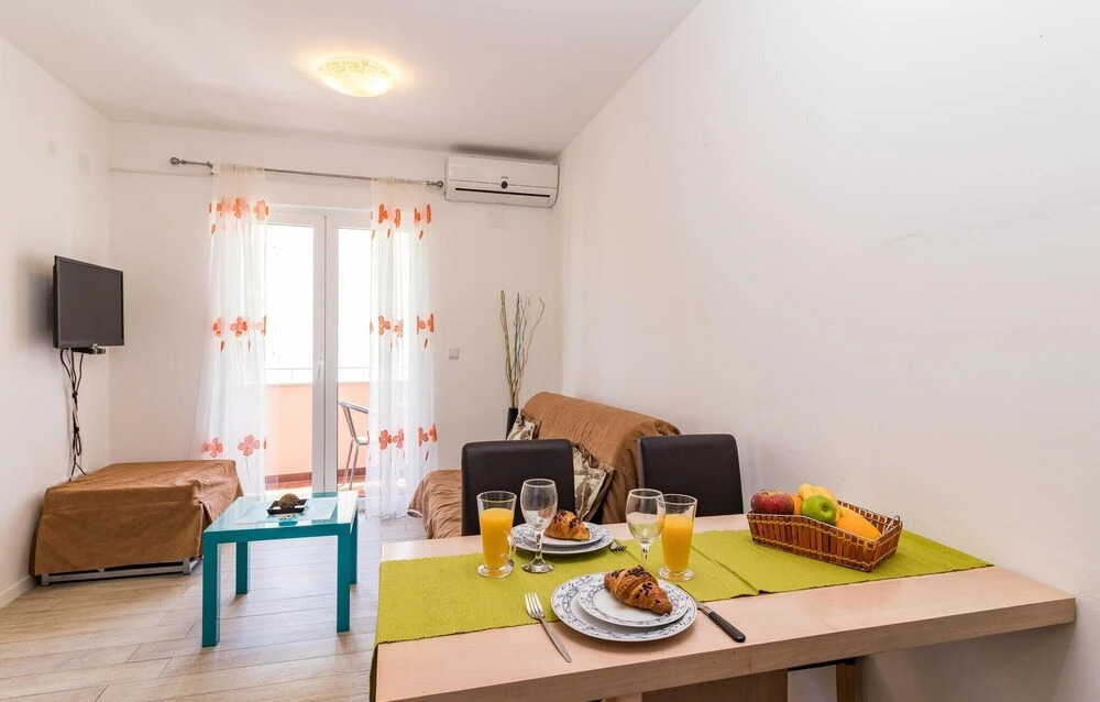 Awesome Home in Premantura With Wifi and 2 Bedrooms