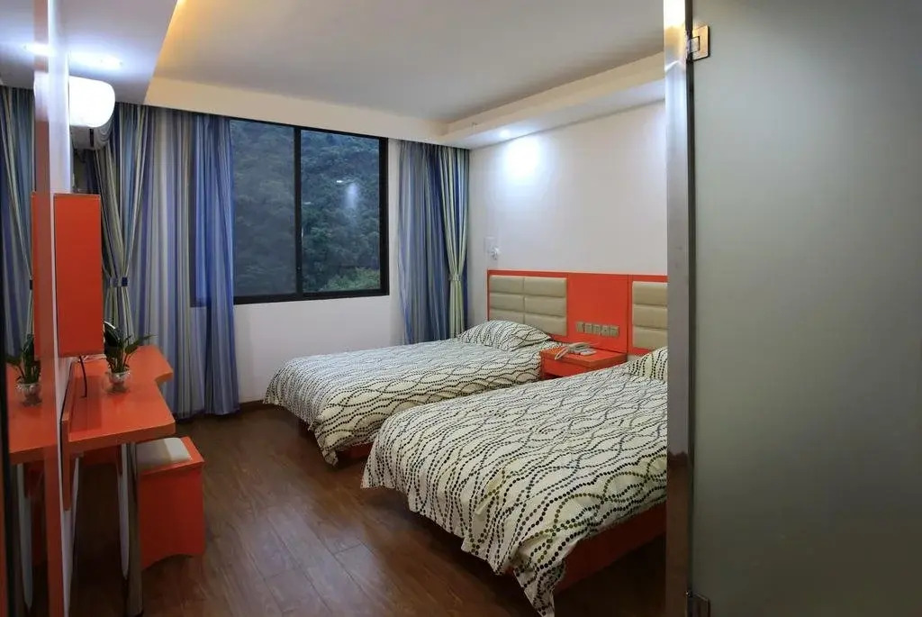 Puding Hotel Qi Xing Park