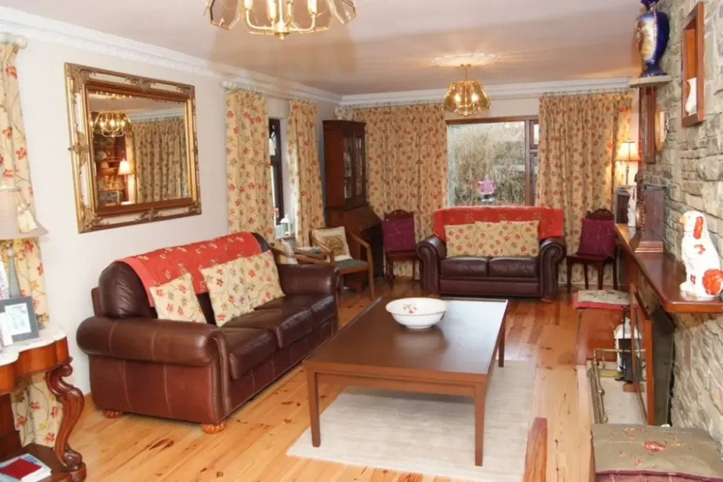 Alderhaven Country Home