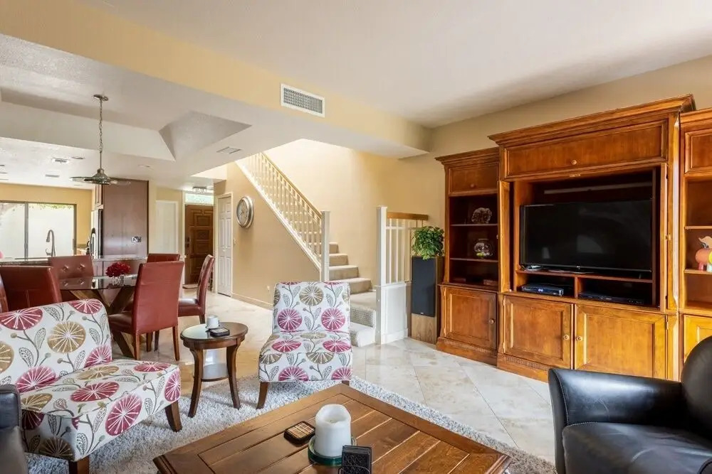New Listing! “Phoenix Rose” On The Fairway Townhouse