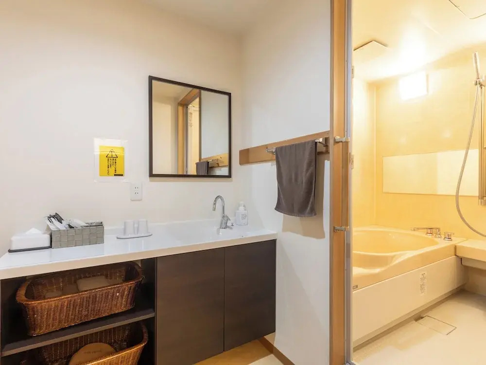 Awaikeda Ekimae Hotel Eleven