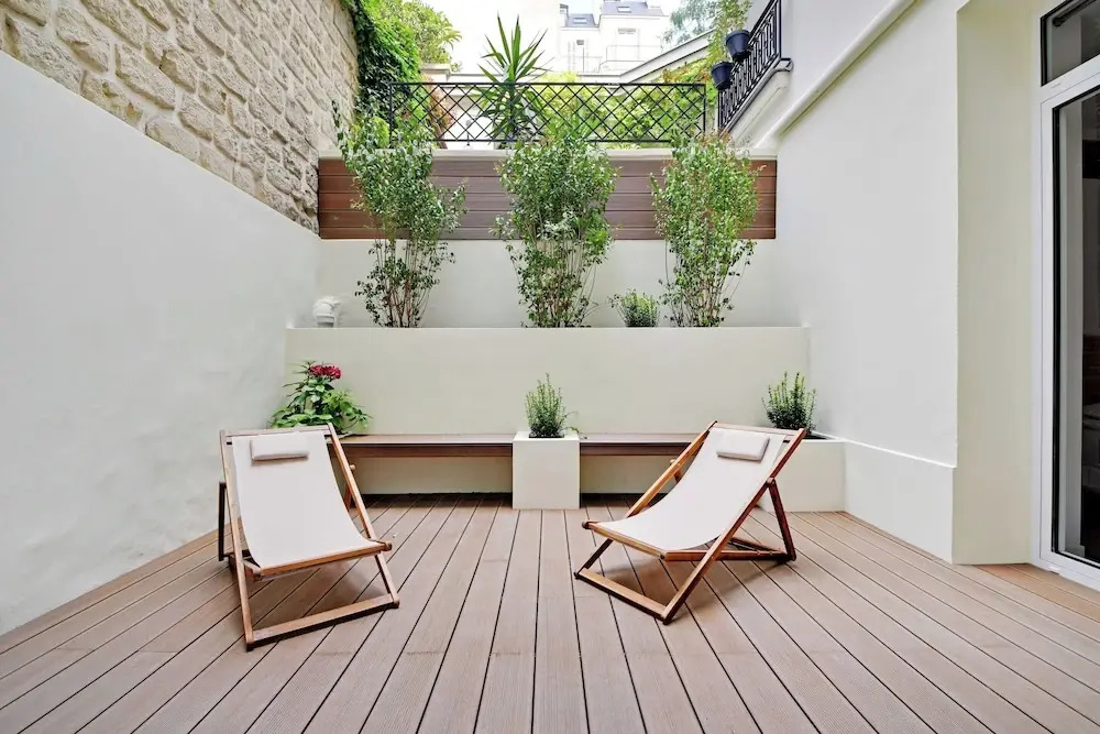 Charming Aptt With Patio - 2bd/4p - Monceau Park