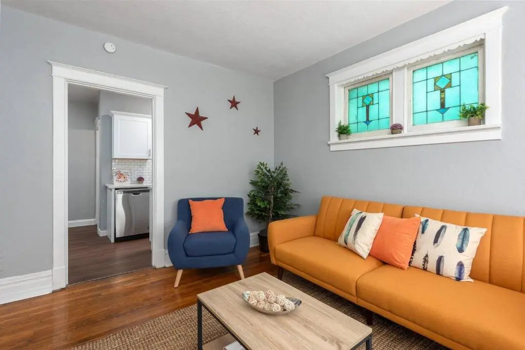 Charming & Historic 1br