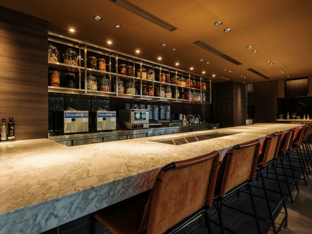 Отель Pullman Tokyo Tamachi