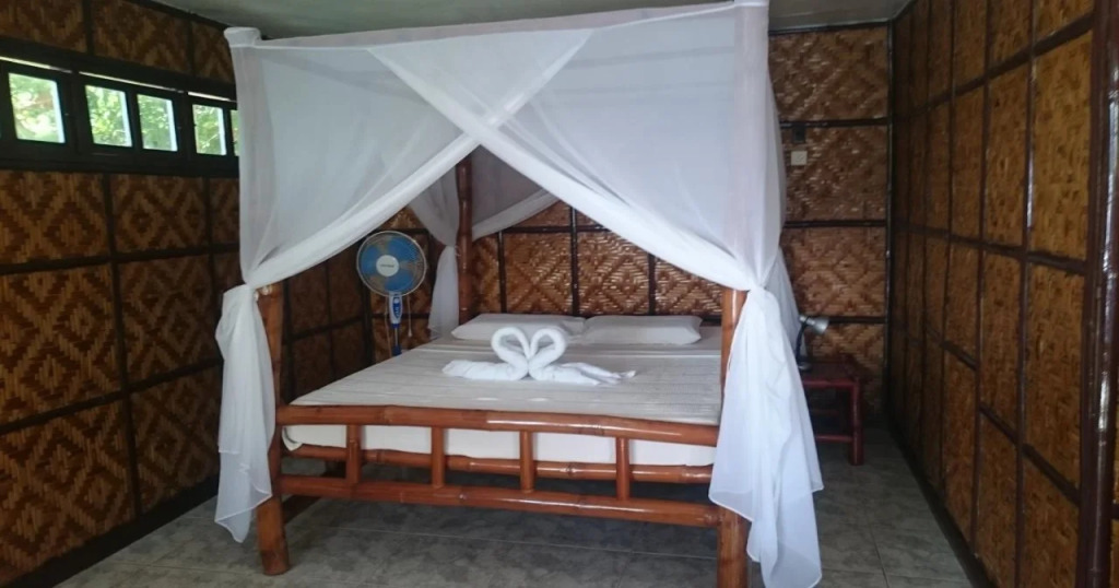 Coco White Beach Resort