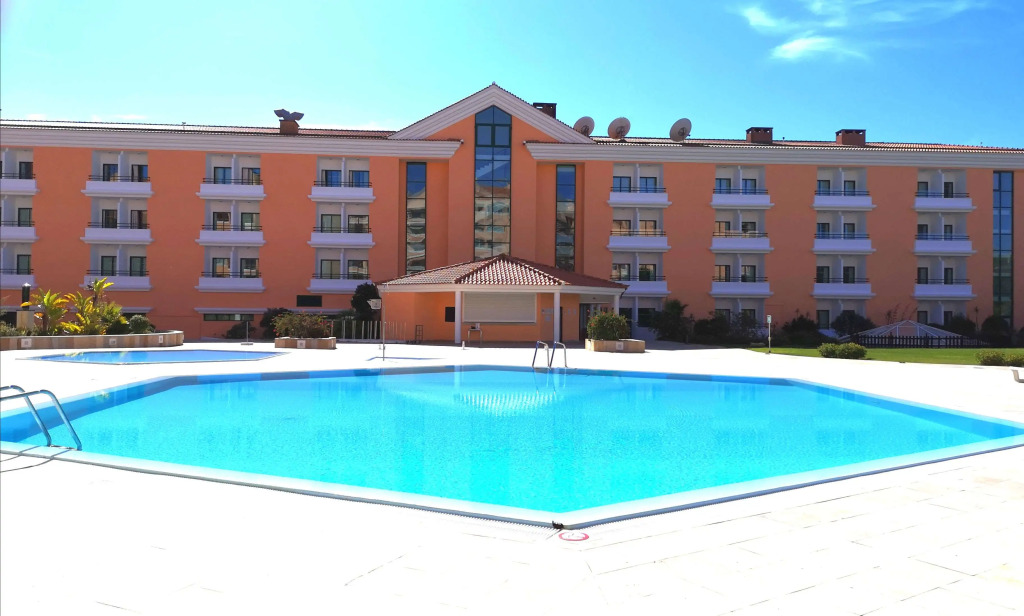 Riviera Hotel