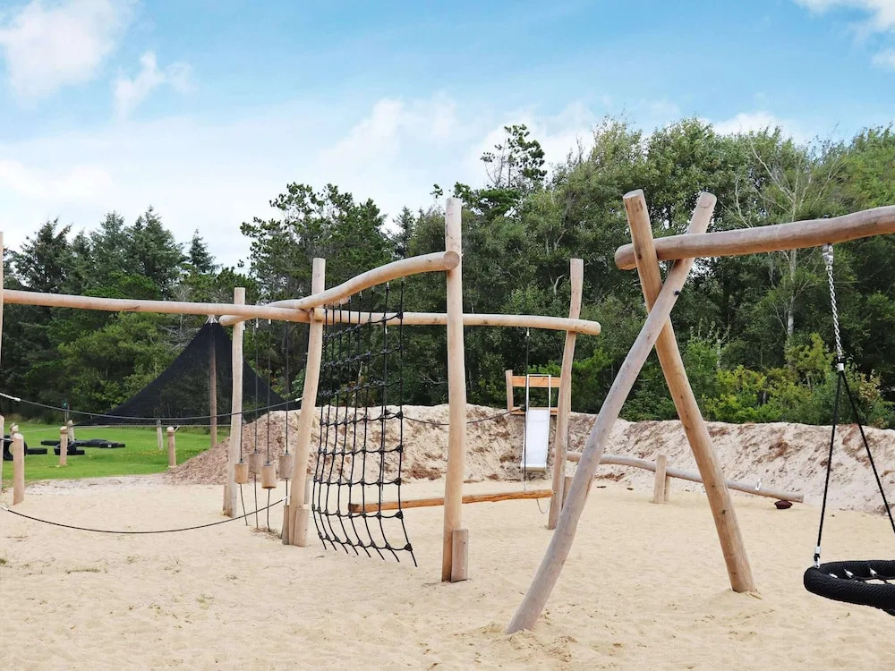 12 Person Holiday Home in Ringkobing-by Traum