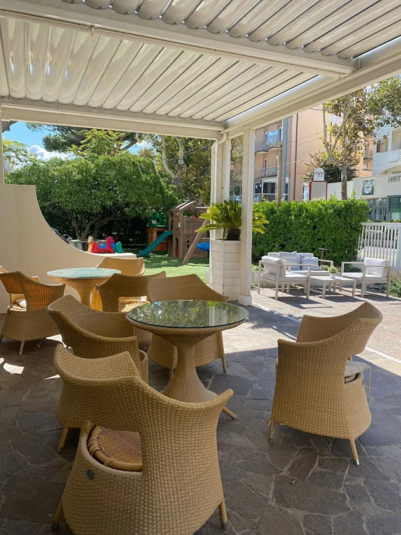 Hotel Aristeo Rimini fronte mare