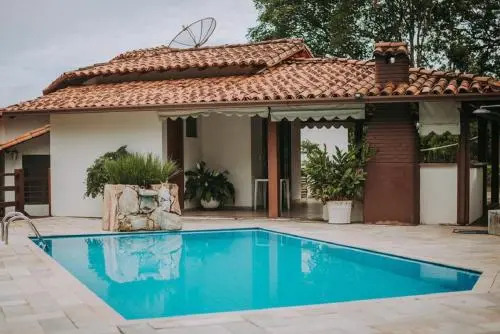 Casa Temporada em Frente ao Lago - Escarpas do Lago - Capitólio