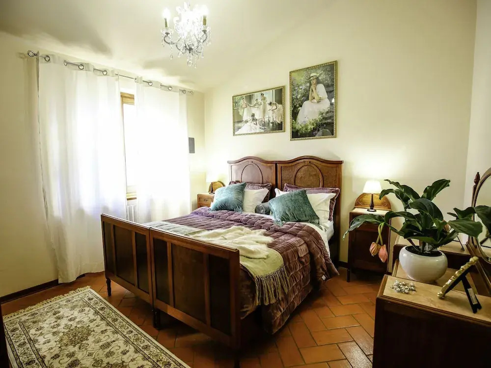 Gorgeous Villa near Spoleto with Swimming Pool