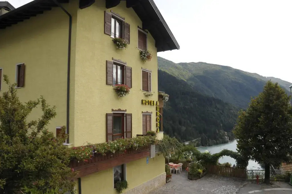 Hotel Aurora