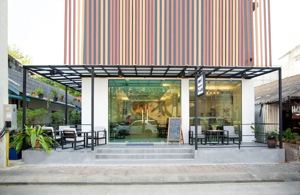 iNest Poshtel