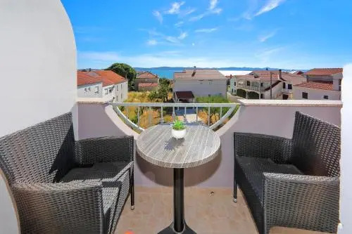 Sara Apartments