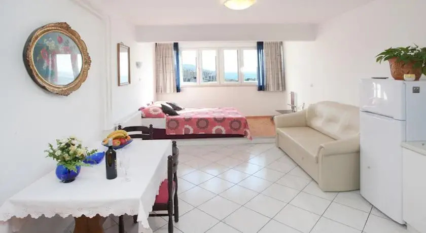 Buba Apartments
