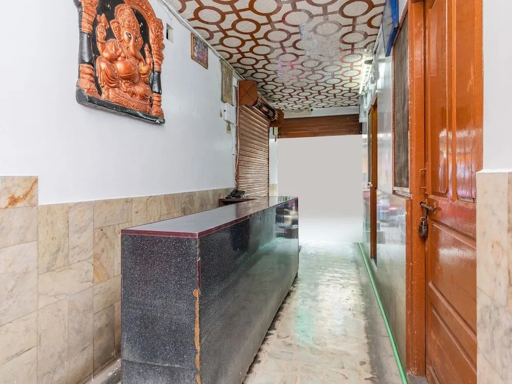 SPOT ON 39886 Hotel Vijay