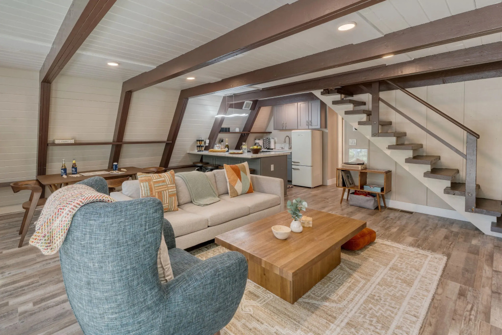 Speckled by Avantstay Modern Interior, 0.5mi to Lake!