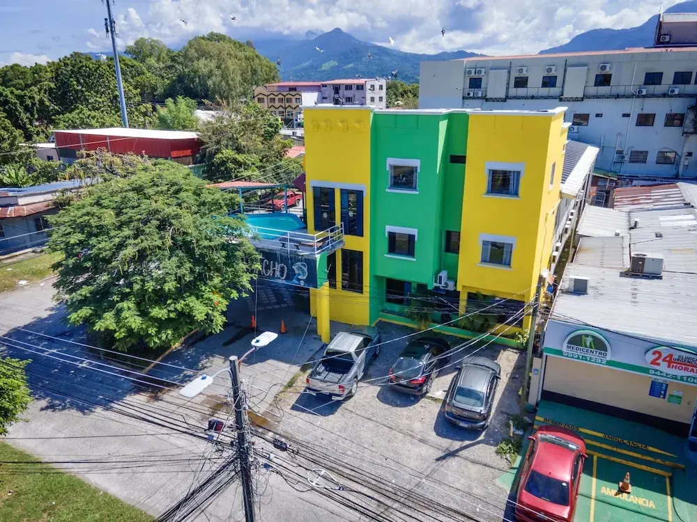Hotel Catracho