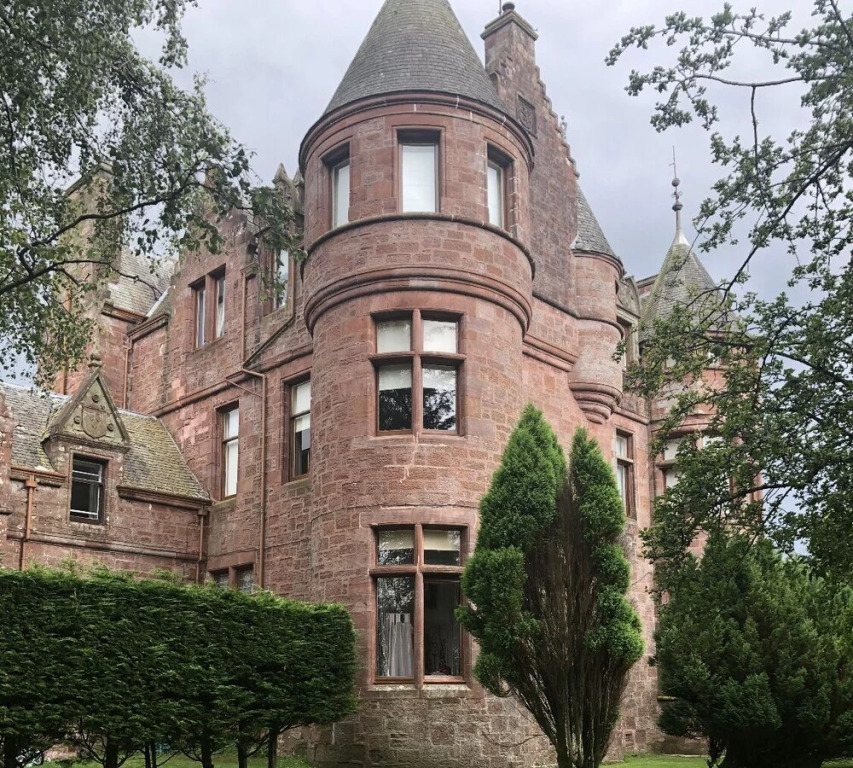 Dalmore House - The Duchess Apartment