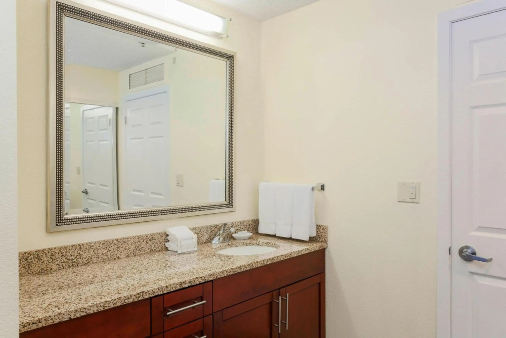 Residence Inn by Marriott Bakersfield West