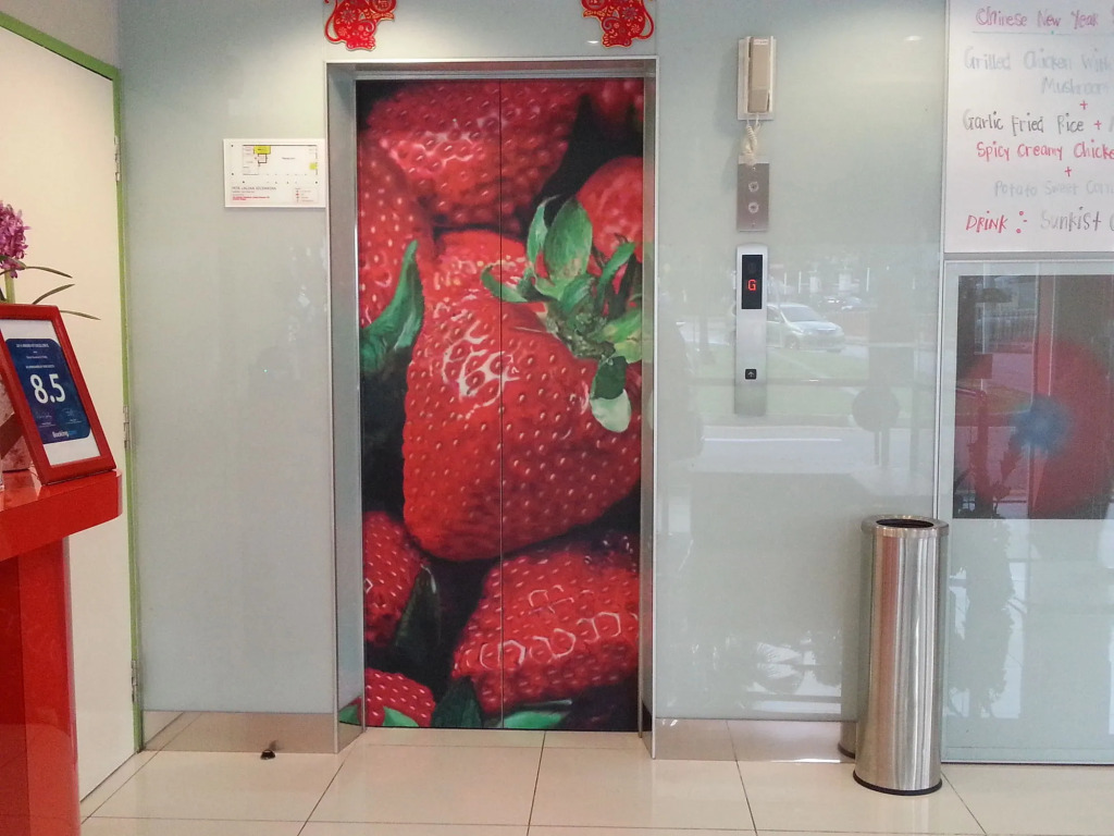 Hotel Strawberry Fields