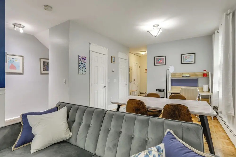 1 Mi to Dtwn Providence: East Side Retreat!