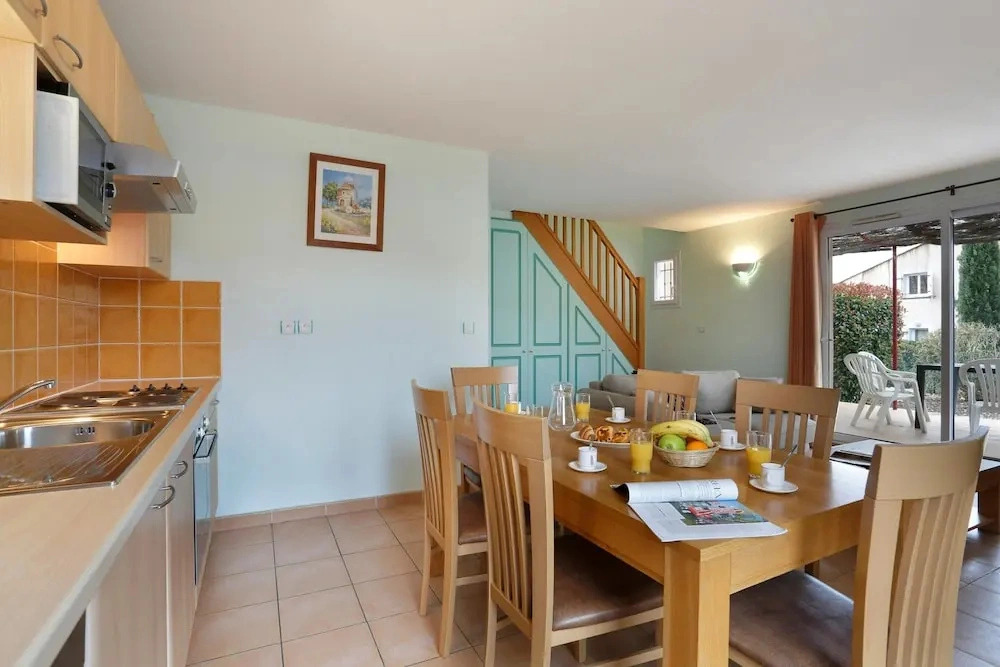 Holiday Home for 8 in a Secure Estate