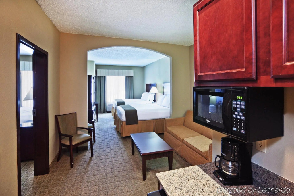 Holiday Inn Express Hotel & Suites McAlester by IHG