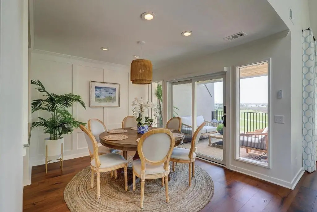 19 Mizzenmast 3 BR Harbourtown Sea Pines