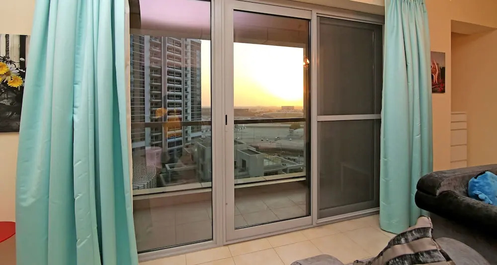 New Arabian Holiday Homes Executive Bay