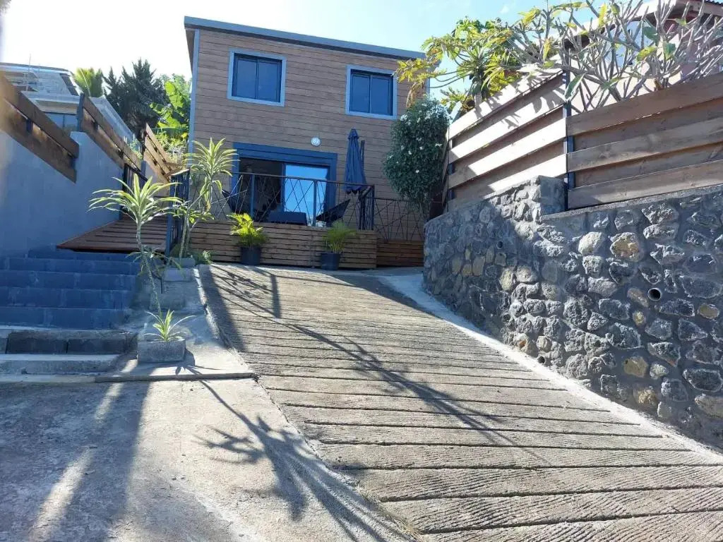 Bungalow Tiayo