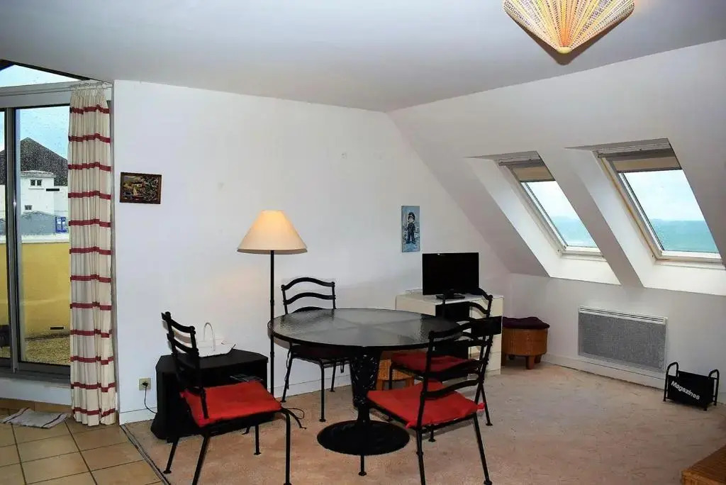 Appartement au dernier étage plage de Trestraou à PERROS-GUIREC - ref 858