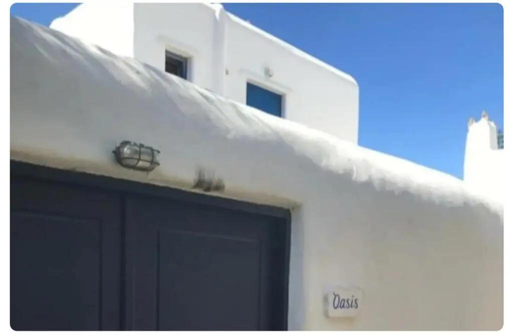 Olive Tree & Capari Mykonos Town Homes & Apartments with Pool