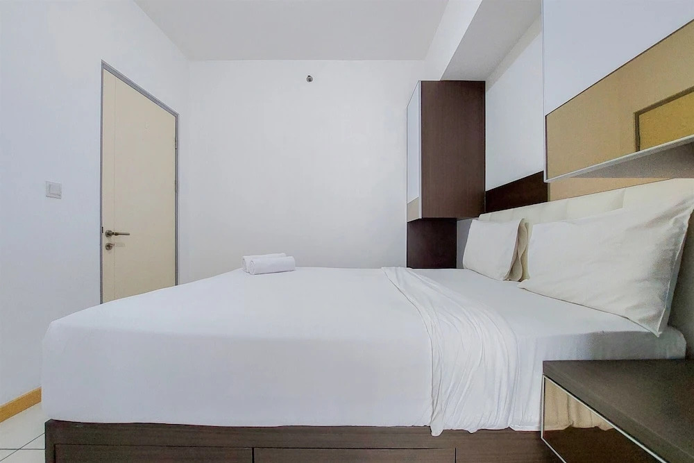 Warm And Nice 2Br Apartment At M-Town Residence