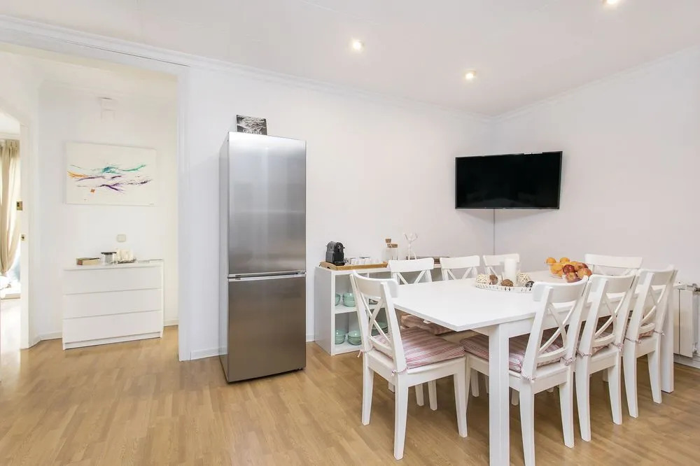 Stunning Apartment Bruc