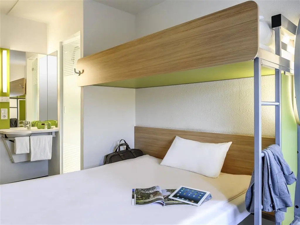 Ibis Budget Salzburg Airport - Self-Check-In