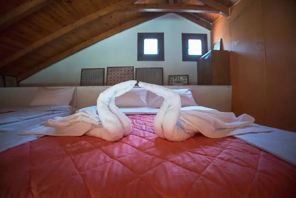Foula House in Magnisia