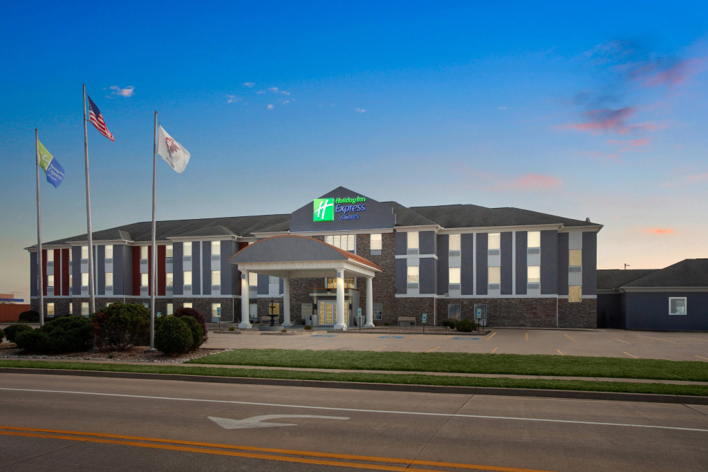 Holiday Inn Express Hotel & Suites Bloomington-Normal University Area by IHG