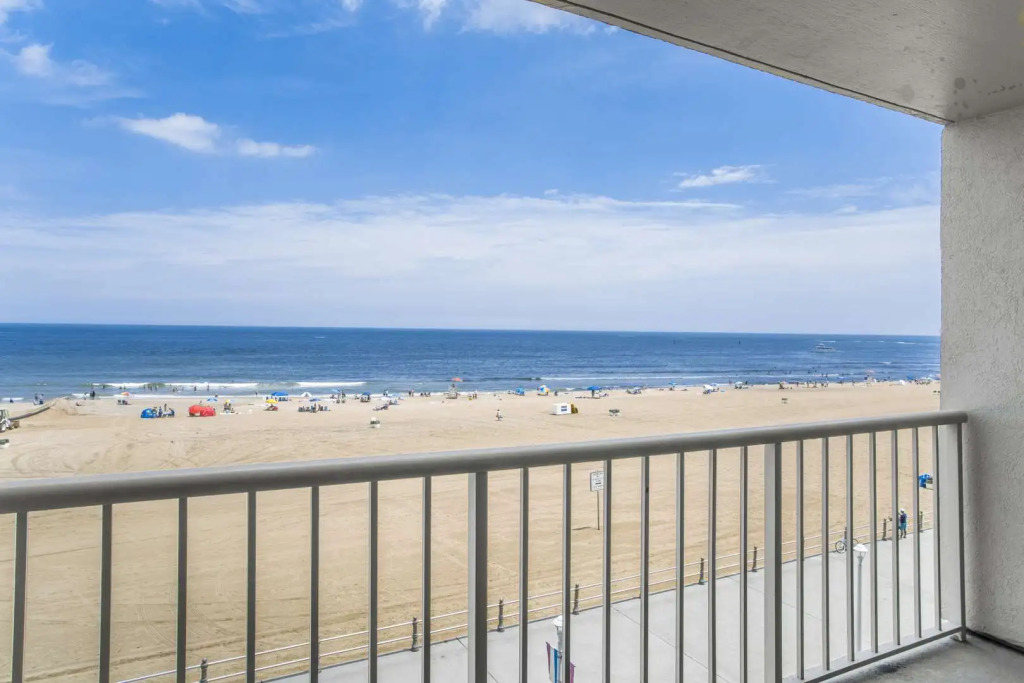 Beach Quarters Resort