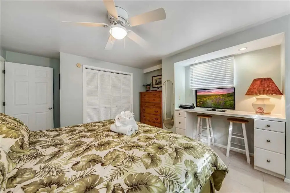 Seahorse 3, 3 Bedrooms, Sleeps 8, Pet Friendly, Heated Pool